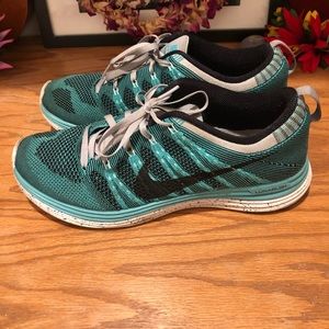 Nike Flyknit Lunar 1 size 8.5